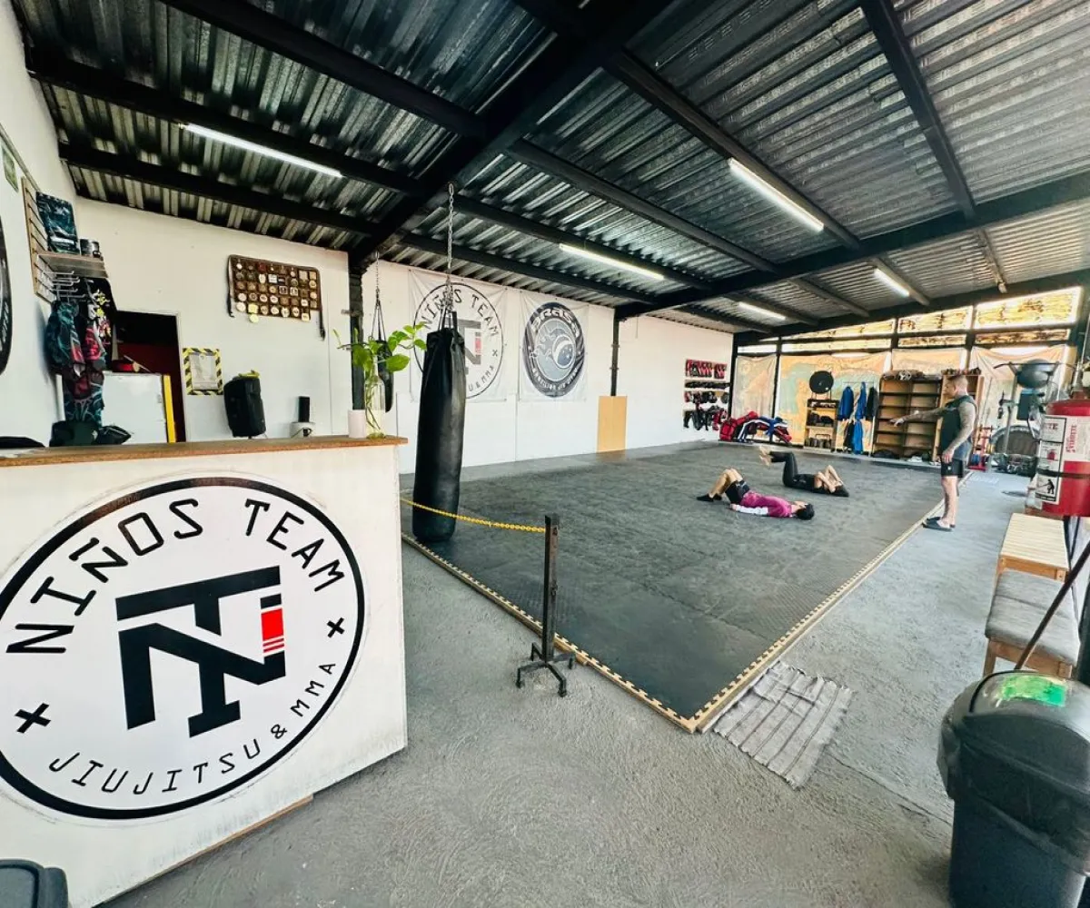 Local En Venta,Insurgentes,Avenida Manuel Román Alatorre 4012, Guadalajara, Jalisco 44820,1 Baño,Avenida Manuel Román Alatorre,1,pz90rOy Local En Venta,Insurgentes,Avenida Manuel Román Alatorre 4012, Guadalajara, Jalisco 44820,1 Baño,Avenida Manuel Román Alatorre,1,pz90rOy