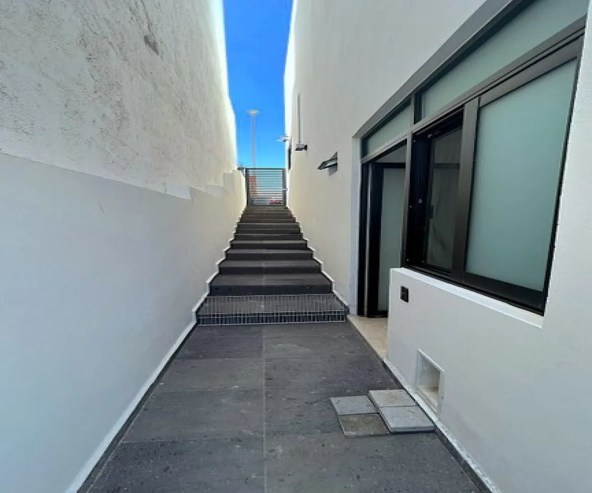 Casa En Venta,La Loma residencial,privada palmilla 72, Mexquitic de Carmona, San Luis Potosí 78216, 3 Habitaciones,5 Baños,privada palmilla,4,pKS5eve