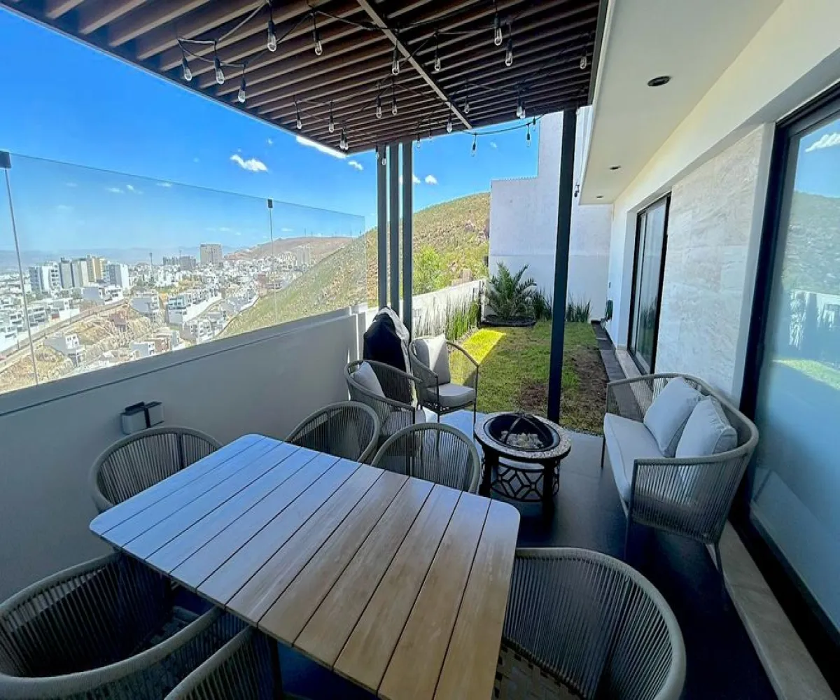 Casa En Venta,La Loma residencial,privada palmilla 72, Mexquitic de Carmona, San Luis Potosí 78216, 3 Habitaciones,5 Baños,privada palmilla,4,pKS5eve