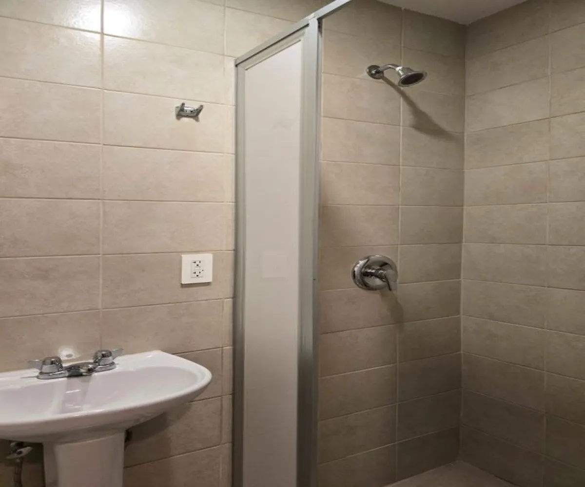 Departamento En Renta,Monraz,Avenida Juan Palomar y Arias 421 302, Guadalajara, Jalisco 44670, 2 Habitaciones,3 Baños,Avenida Juan Palomar y Arias,1,pS9jFGe