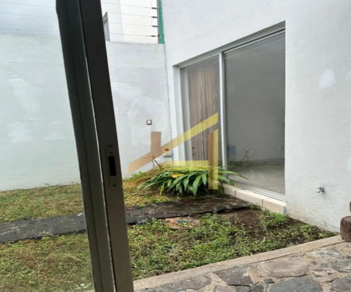 Casa En Venta,Fraccionamiento Campo sur,Privada Sergio Lugo 1021, Tlajomulco de Zúñiga, Jalisco 45640, 3 Habitaciones,3 Baños,Privada Sergio Lugo,1,pAyXFEe