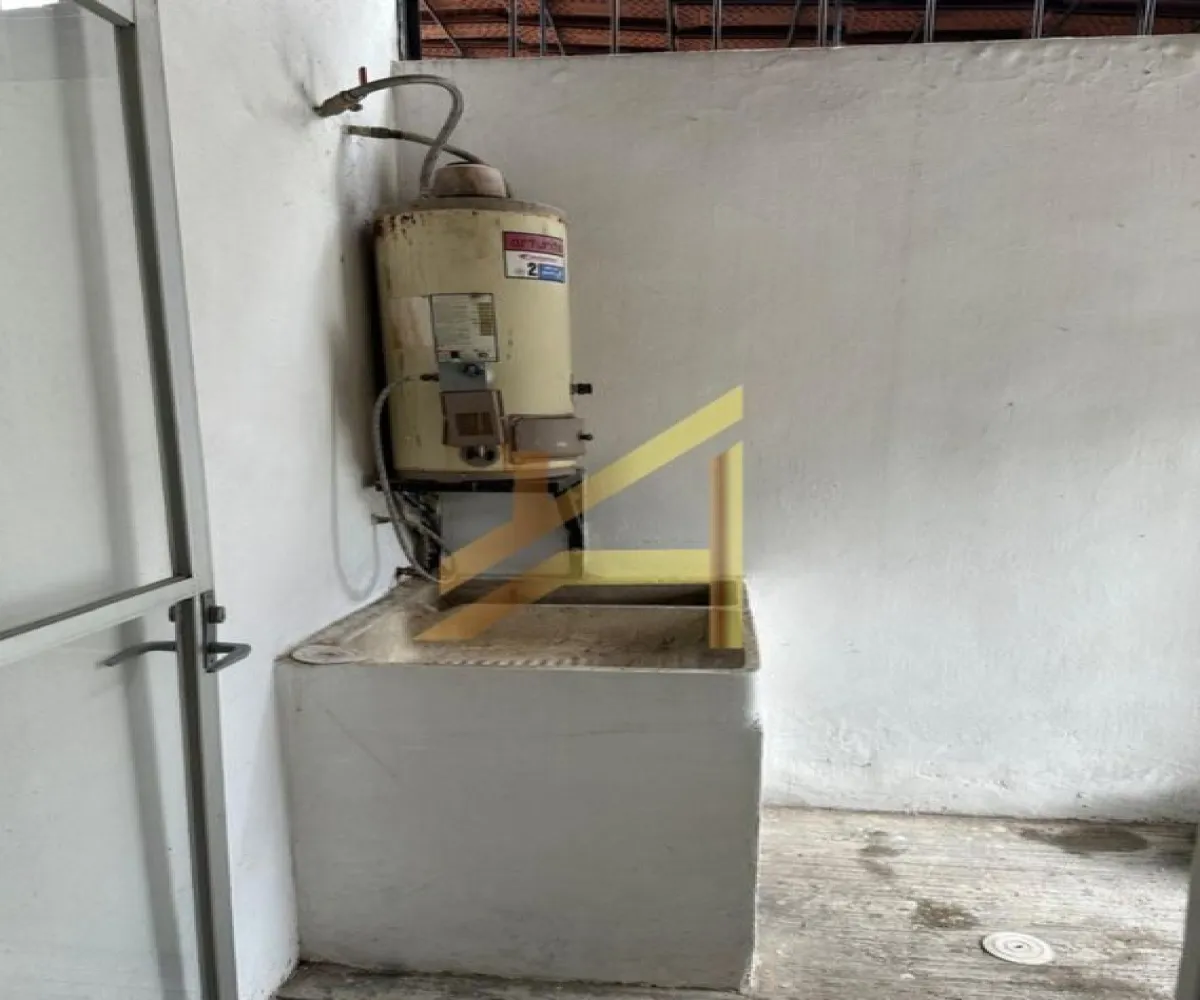 Casa En Venta,Fraccionamiento Campo sur,Privada Sergio Lugo 1021, Tlajomulco de Zúñiga, Jalisco 45640, 3 Habitaciones,3 Baños,Privada Sergio Lugo,1,pAyXFEe