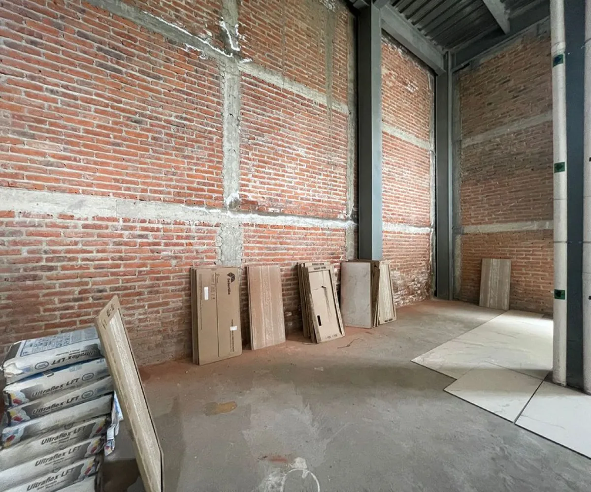 Local En Renta,Ladron De Guevara,Calle Tomás V. Gómez 111 2, Guadalajara, Jalisco 44130,Calle Tomás V. Gómez,1,pataoJL