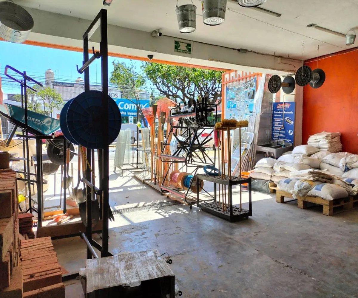 Local En Venta,Las Águilas,Avenida Sierra de Mazamitla 5742, Zapopan, Jalisco 45080,2 Baños,Avenida Sierra de Mazamitla,2,psFTPO0 Local En Venta,Las Águilas,Avenida Sierra de Mazamitla 5742, Zapopan, Jalisco 45080,2 Baños,Avenida Sierra de Mazamitla,2,psFTPO0