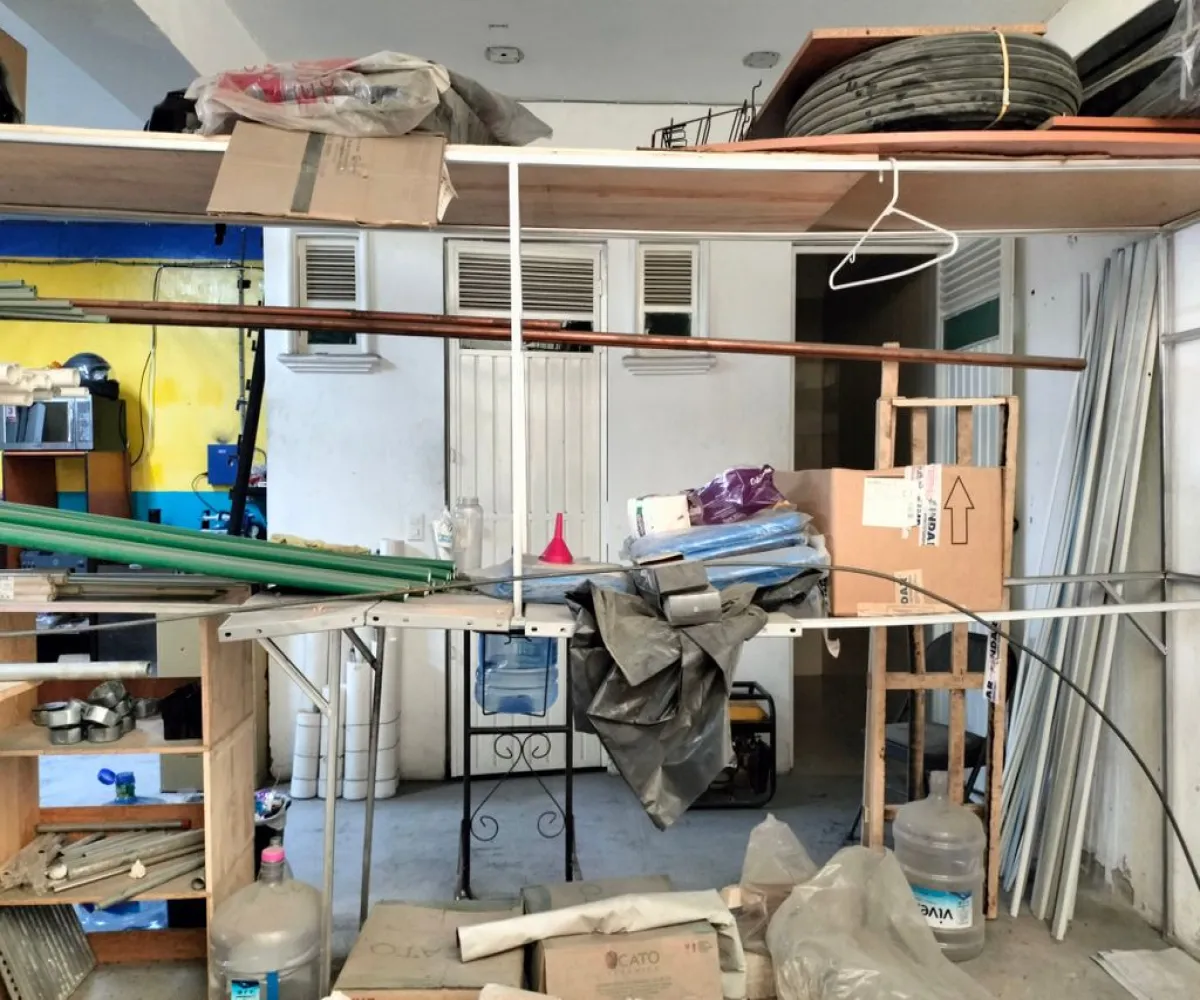 Local En Venta,Las Águilas,Avenida Sierra de Mazamitla 5742, Zapopan, Jalisco 45080,2 Baños,Avenida Sierra de Mazamitla,2,psFTPO0 Local En Venta,Las Águilas,Avenida Sierra de Mazamitla 5742, Zapopan, Jalisco 45080,2 Baños,Avenida Sierra de Mazamitla,2,psFTPO0