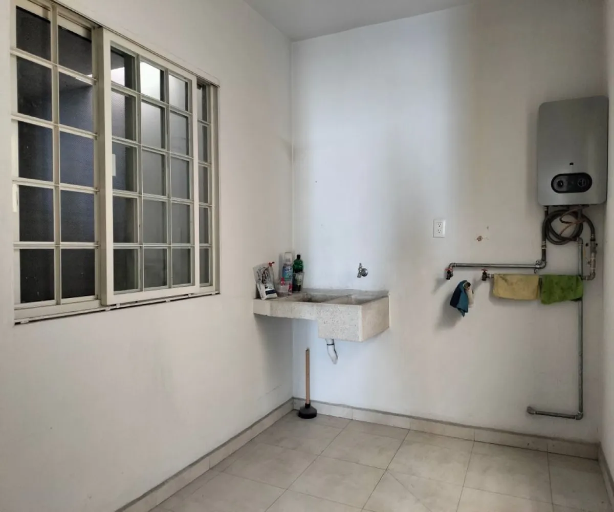 Local En Venta,Las Águilas,Avenida Sierra de Mazamitla 5742, Zapopan, Jalisco 45080,2 Baños,Avenida Sierra de Mazamitla,2,psFTPO0 Local En Venta,Las Águilas,Avenida Sierra de Mazamitla 5742, Zapopan, Jalisco 45080,2 Baños,Avenida Sierra de Mazamitla,2,psFTPO0