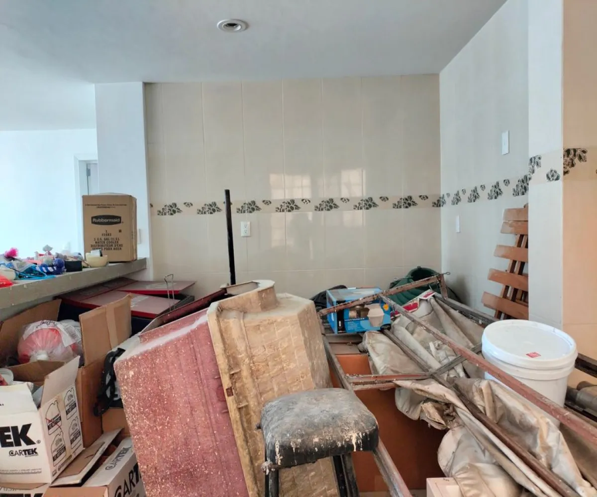 Local En Venta,Las Águilas,Avenida Sierra de Mazamitla 5742, Zapopan, Jalisco 45080,2 Baños,Avenida Sierra de Mazamitla,2,psFTPO0 Local En Venta,Las Águilas,Avenida Sierra de Mazamitla 5742, Zapopan, Jalisco 45080,2 Baños,Avenida Sierra de Mazamitla,2,psFTPO0