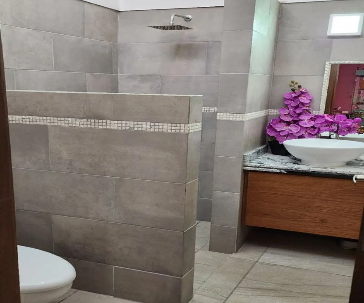 Casa En Venta,La Calma,Avenida De La Calma 5984, Zapopan, Jalisco 45070, 4 Habitaciones,3 Baños,Avenida De La Calma,2,pTqPJ2D Casa En Venta,La Calma,Avenida De La Calma 5984, Zapopan, Jalisco 45070, 4 Habitaciones,3 Baños,Avenida De La Calma,2,pTqPJ2D