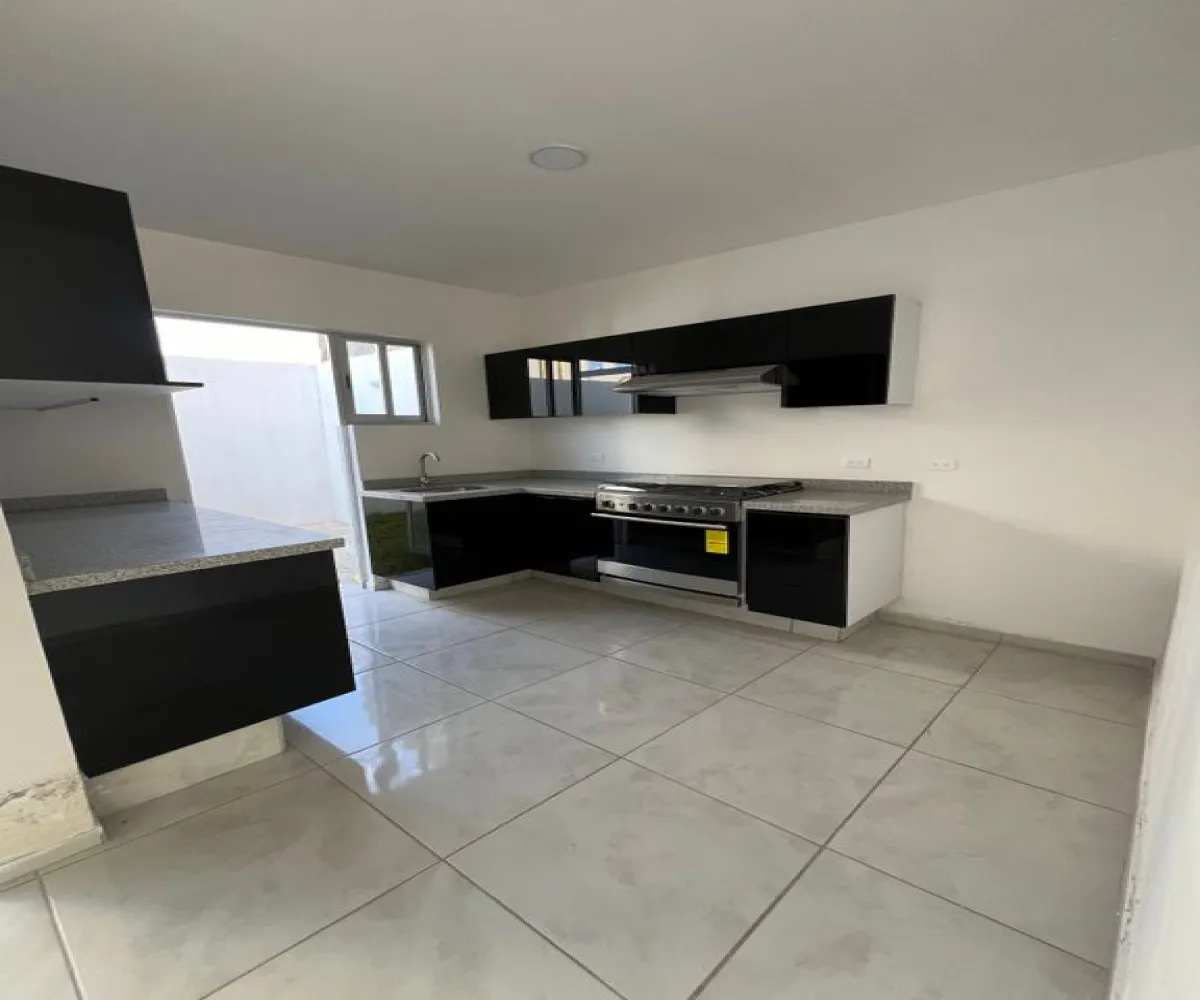 Casa En Venta,Pedregal del Bosque,Prolongación Manuel López Cotilla 681, San Pedro Tlaquepaque, Jalisco 45610, 3 Habitaciones,3 Baños,Prolongación Manuel López Cotilla,1,pbg9Ugx