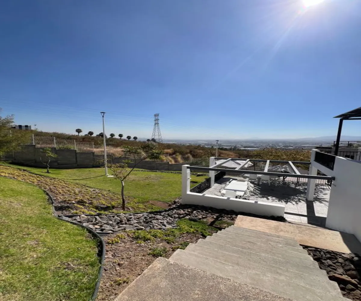 Casa En Venta,Pedregal del Bosque,Prolongación Manuel López Cotilla 681, San Pedro Tlaquepaque, Jalisco 45610, 3 Habitaciones,3 Baños,Prolongación Manuel López Cotilla,1,pbg9Ugx