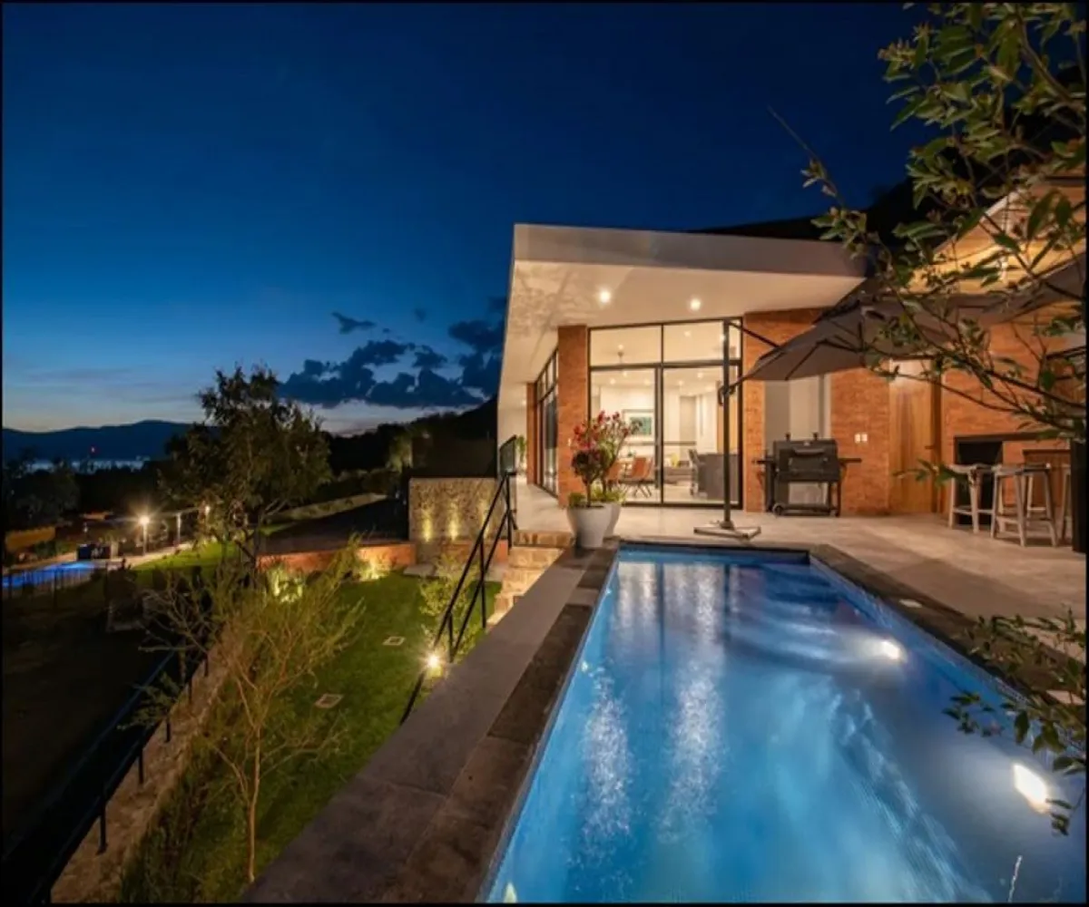 Casa En Venta,San Juan Cosala,Guadalupe Victoria 150, Jocotepec, Jalisco 45820, 5 Habitaciones,5 Baños,Guadalupe Victoria,2,pnYgLQT