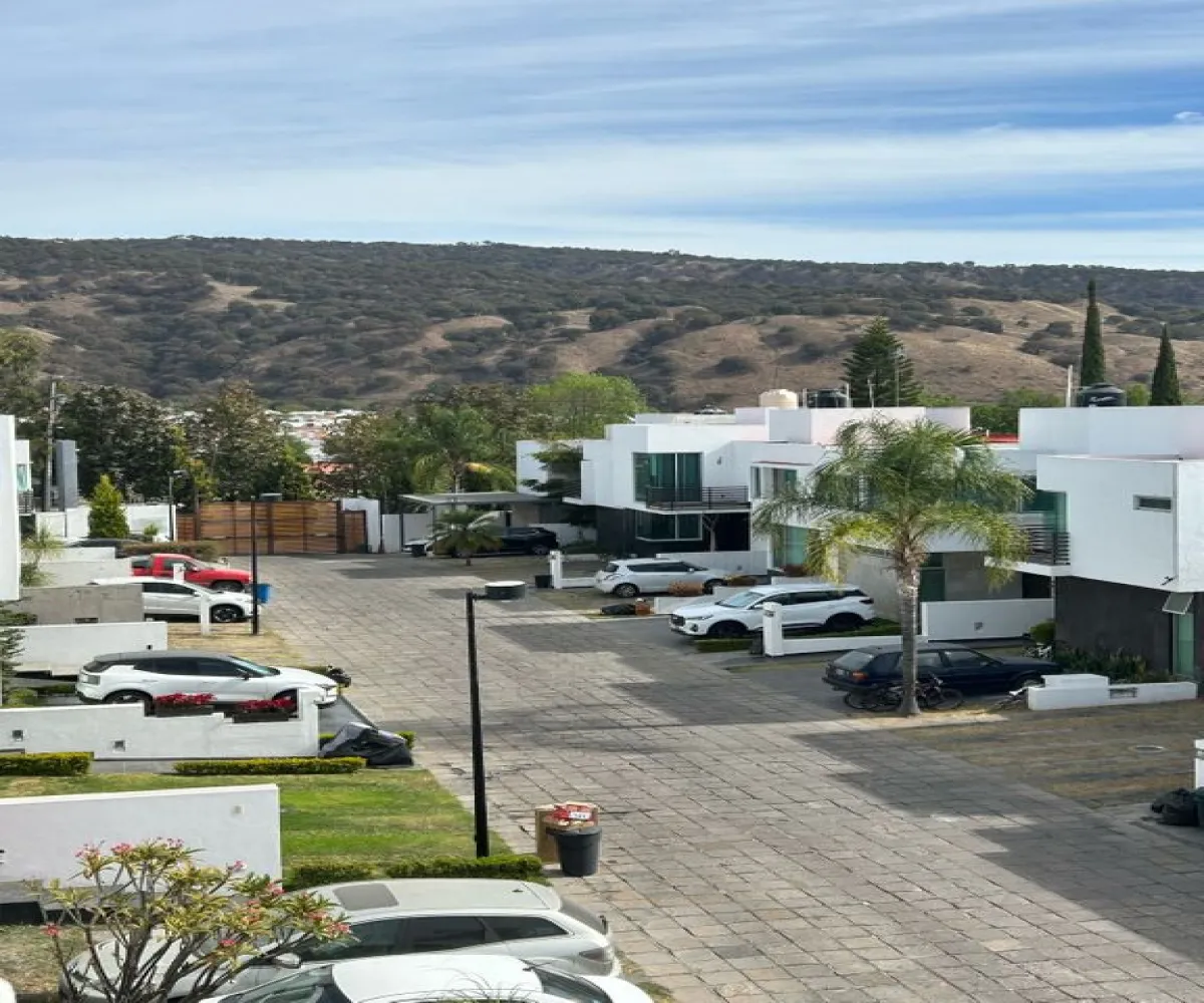 Casa En Venta,Santa Ana Tepetitlán,Boulevard Bosques de Santa Anita 2200, Tlajomulco de Zúñiga, Jalisco 45650, 4 Habitaciones,5 Baños,Boulevard Bosques de Santa Anita,1,pKcr2os