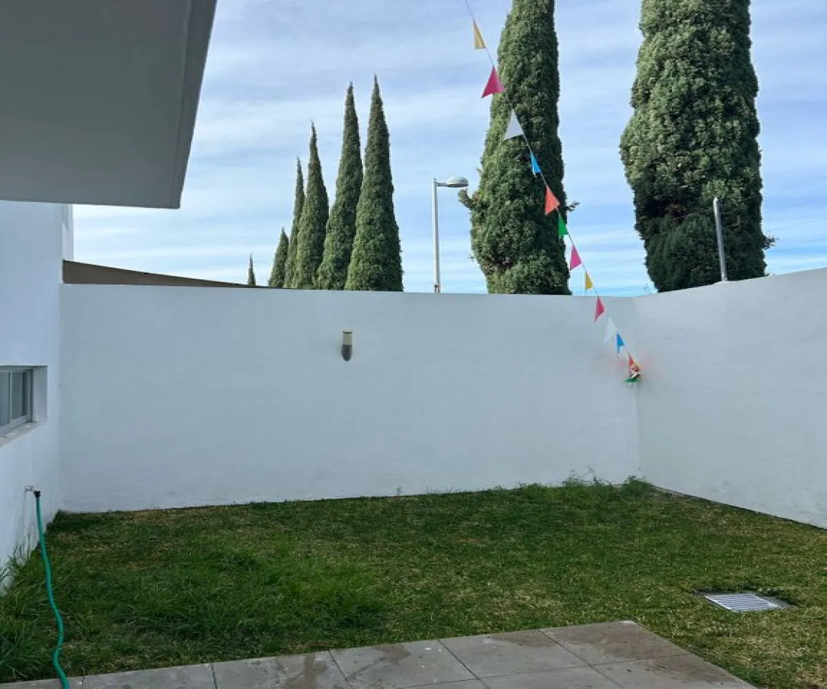 Casa En Venta,Santa Ana Tepetitlán,Boulevard Bosques de Santa Anita 2200, Tlajomulco de Zúñiga, Jalisco 45650, 4 Habitaciones,5 Baños,Boulevard Bosques de Santa Anita,1,pKcr2os