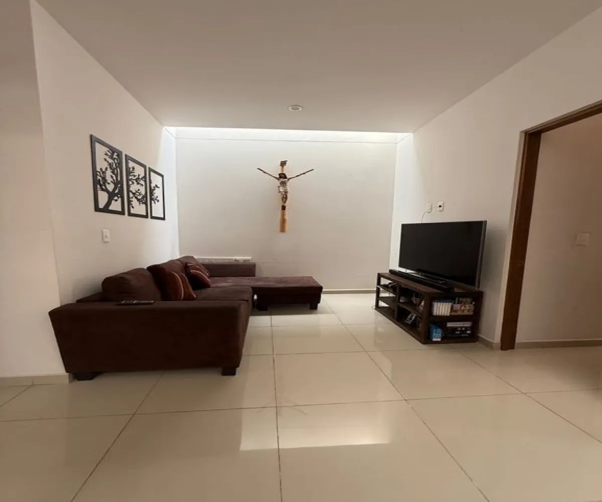 Casa En Venta,Aurea Residencial,Avenida Camino Real a Colima 445, San Pedro Tlaquepaque, Jalisco 45602, 3 Habitaciones,2 Baños,Avenida Camino Real a Colima,1,pDGbNt8