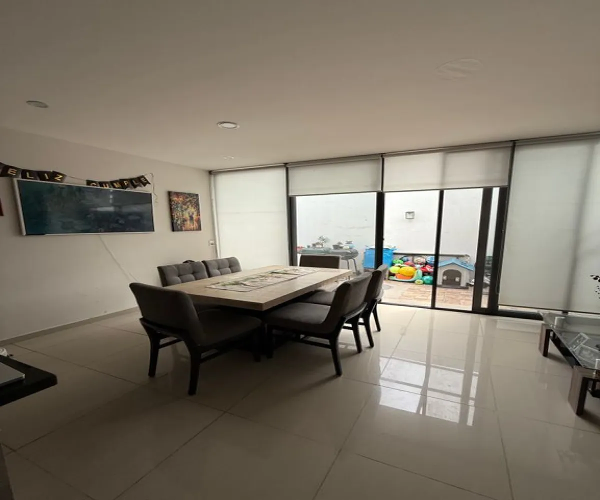 Casa En Venta,Aurea Residencial,Avenida Camino Real a Colima 445, San Pedro Tlaquepaque, Jalisco 45602, 3 Habitaciones,2 Baños,Avenida Camino Real a Colima,1,pDGbNt8