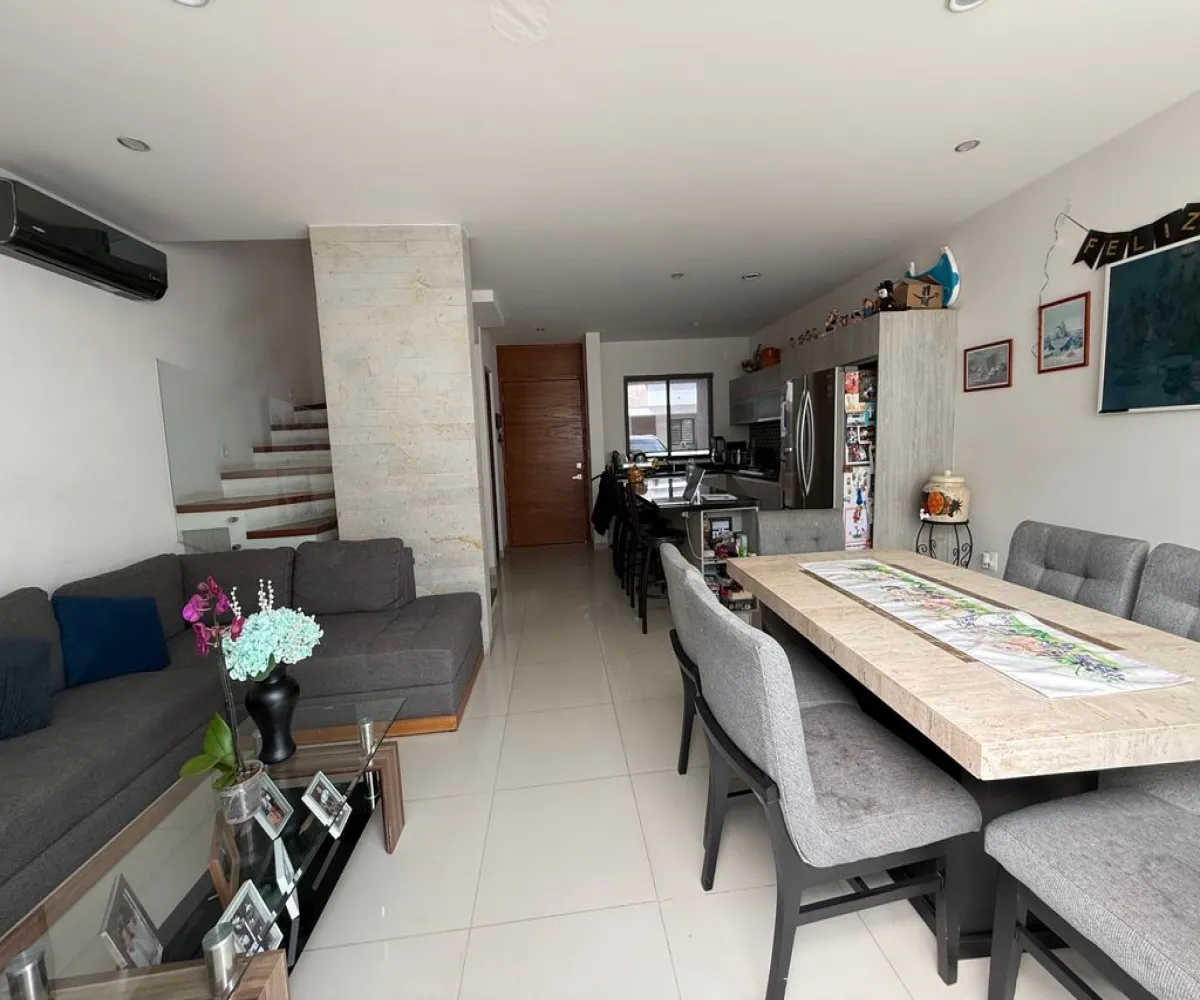 Casa En Venta,Aurea Residencial,Avenida Camino Real a Colima 445, San Pedro Tlaquepaque, Jalisco 45602, 3 Habitaciones,2 Baños,Avenida Camino Real a Colima,1,pDGbNt8