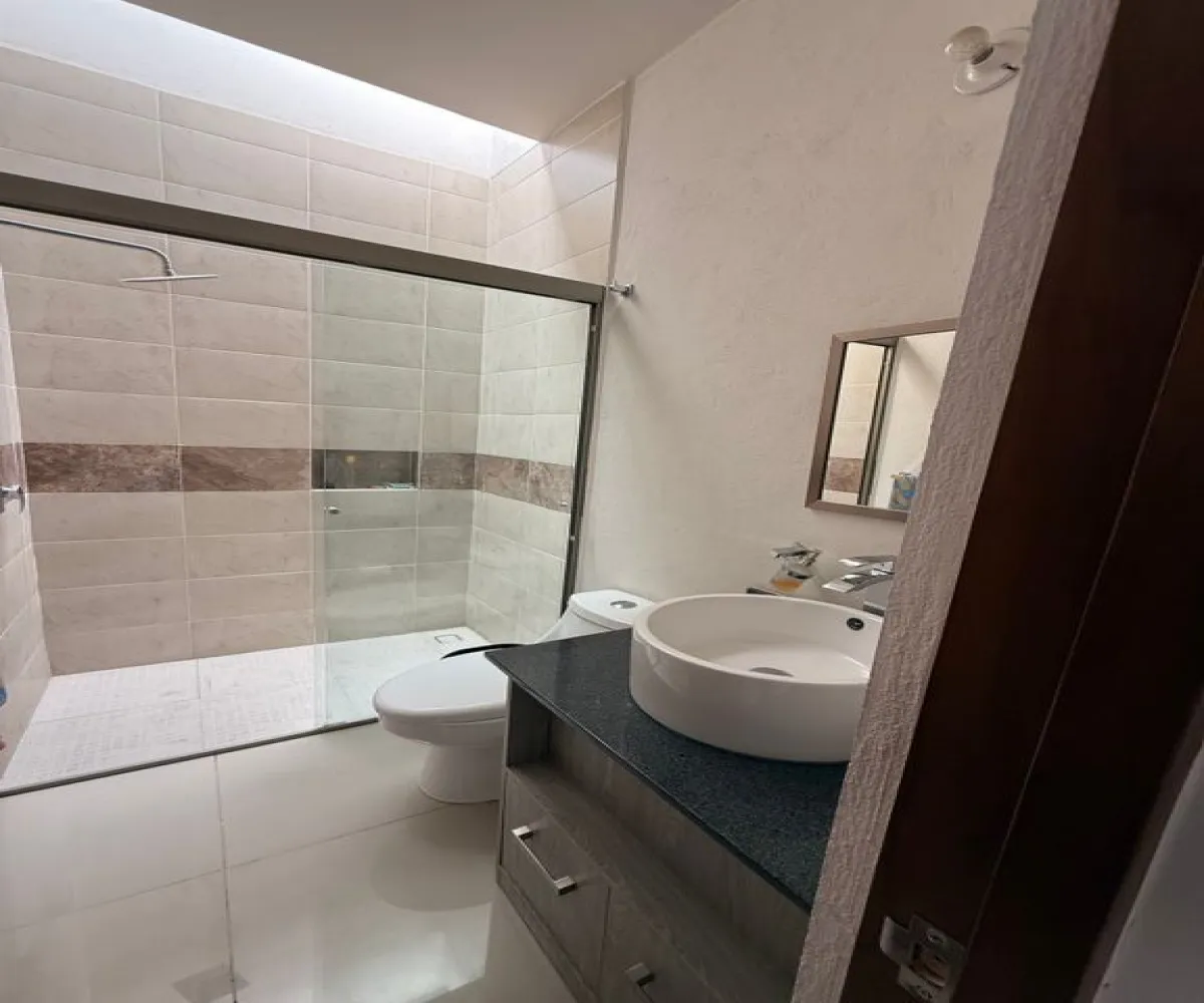 Casa En Venta,Aurea Residencial,Avenida Camino Real a Colima 445, San Pedro Tlaquepaque, Jalisco 45602, 3 Habitaciones,2 Baños,Avenida Camino Real a Colima,1,pDGbNt8