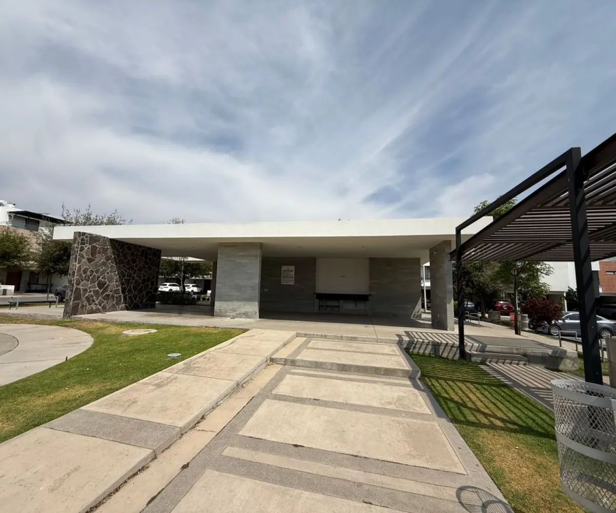 Casa En Venta,Aurea Residencial,Avenida Camino Real a Colima 445, San Pedro Tlaquepaque, Jalisco 45602, 3 Habitaciones,2 Baños,Avenida Camino Real a Colima,1,pDGbNt8