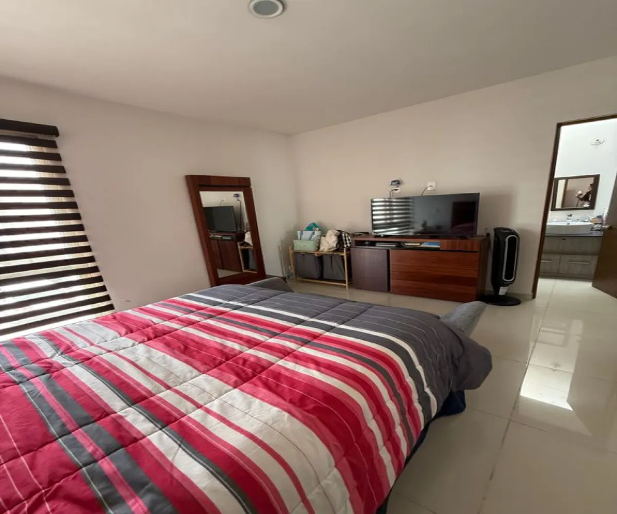 Casa En Venta,Aurea Residencial,Avenida Camino Real a Colima 445, San Pedro Tlaquepaque, Jalisco 45602, 3 Habitaciones,2 Baños,Avenida Camino Real a Colima,1,pDGbNt8