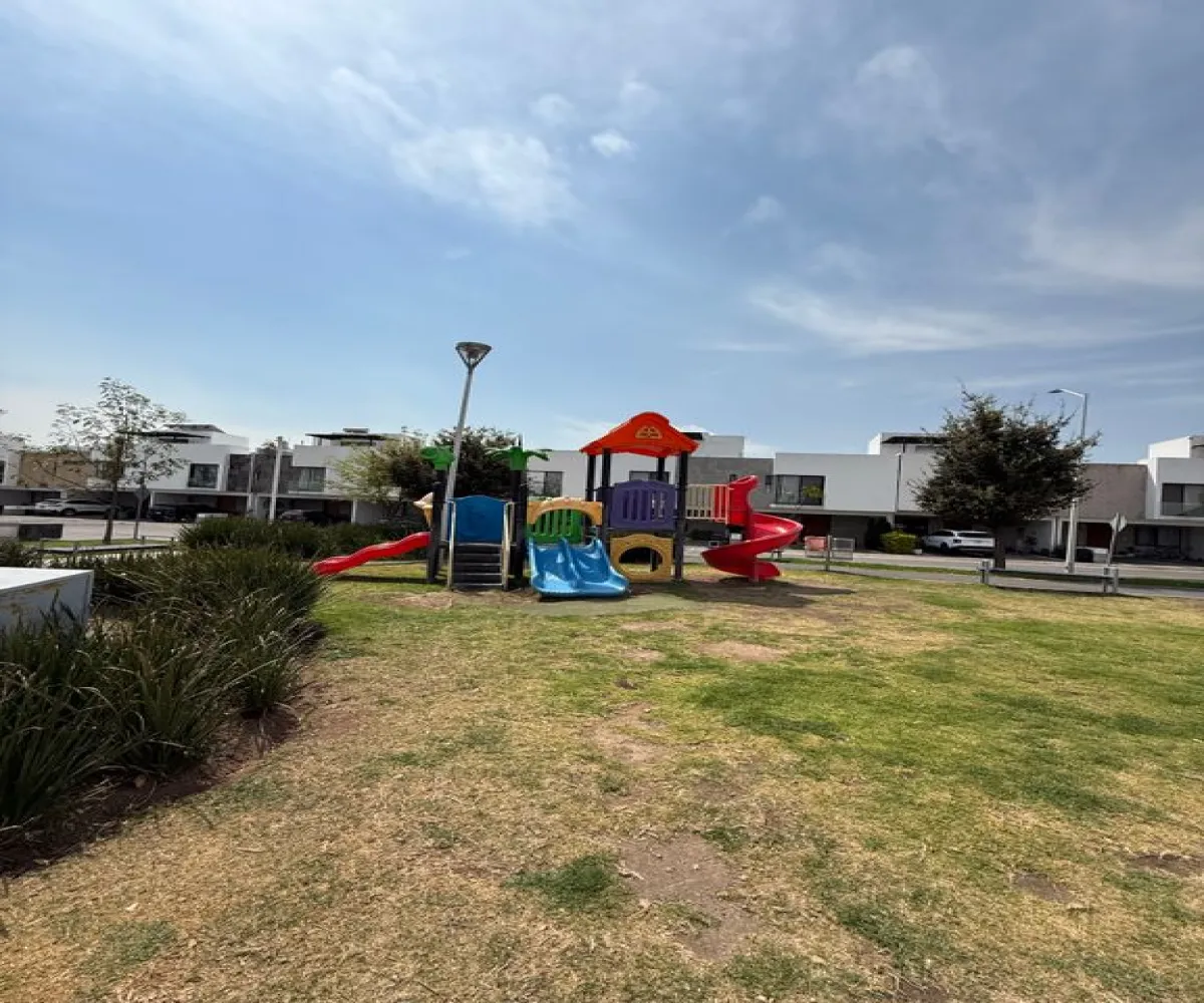 Casa En Venta,Aurea Residencial,Avenida Camino Real a Colima 445, San Pedro Tlaquepaque, Jalisco 45602, 3 Habitaciones,2 Baños,Avenida Camino Real a Colima,1,pDGbNt8