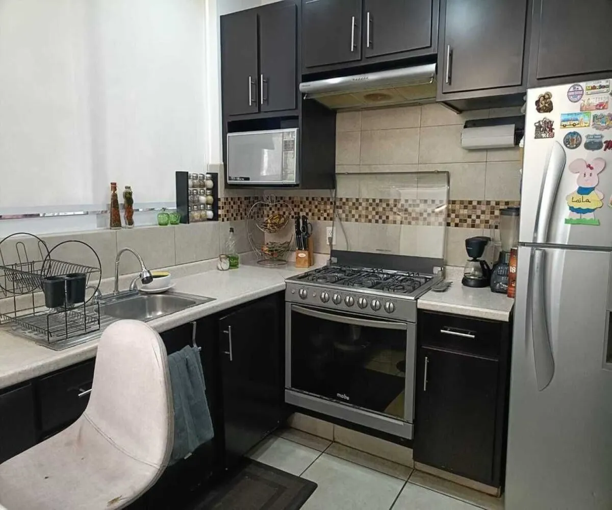 Casa En Venta,El Fortín,Avenida Paseo del Bosque 1333 21, Zapopan, Jalisco 45066, 4 Habitaciones,3 Baños,Avenida Paseo del Bosque,1,pqsUIrY