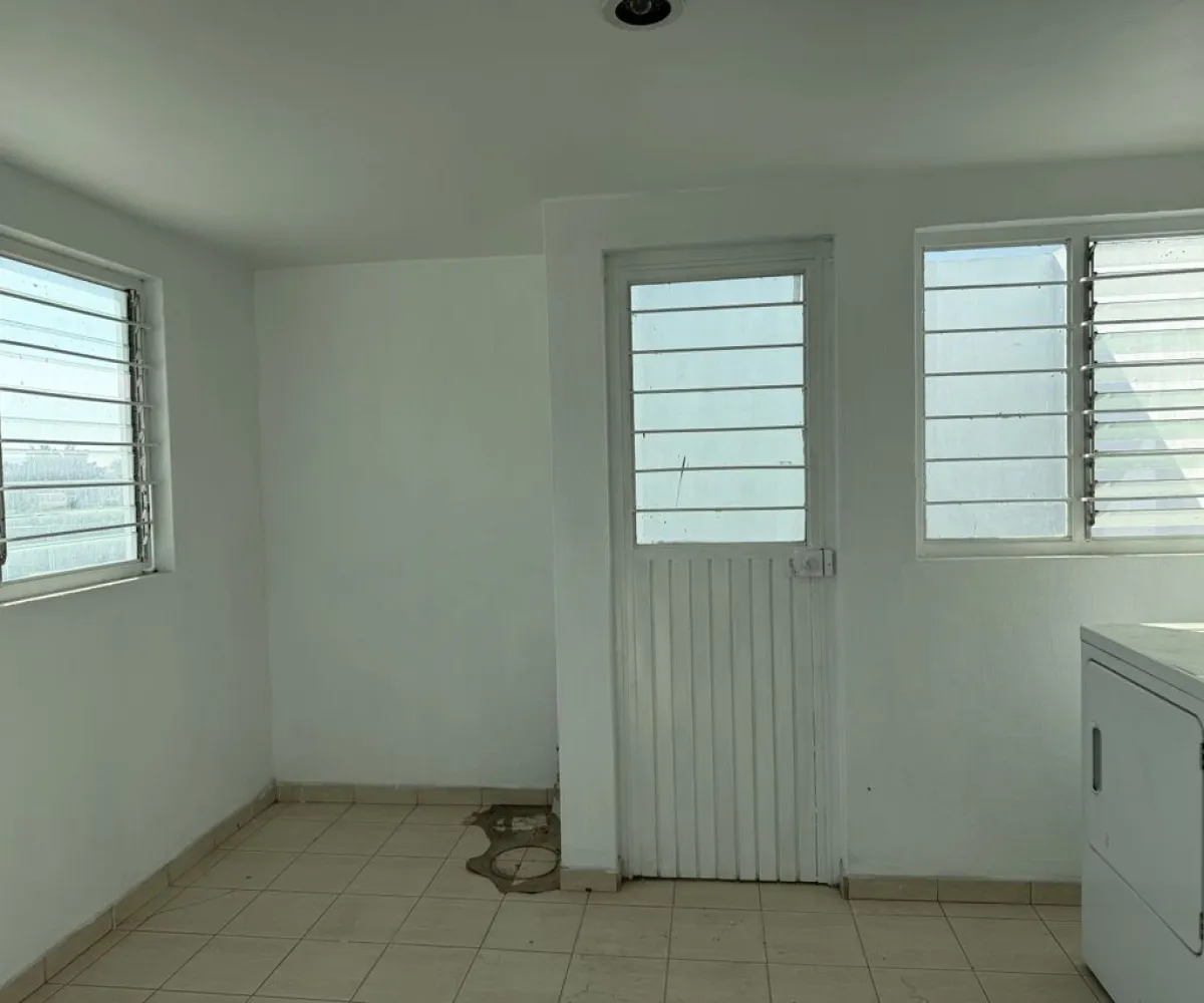 Casa En Venta,Prados de Santa María,Olmos 210, San Pedro Tlaquepaque, Jalisco 45601, 3 Habitaciones,2 Baños,Olmos,3,p5ZVHe4