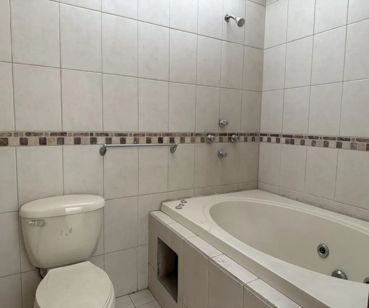 Casa En Venta,Prados de Santa María,Olmos 210, San Pedro Tlaquepaque, Jalisco 45601, 3 Habitaciones,2 Baños,Olmos,3,p5ZVHe4