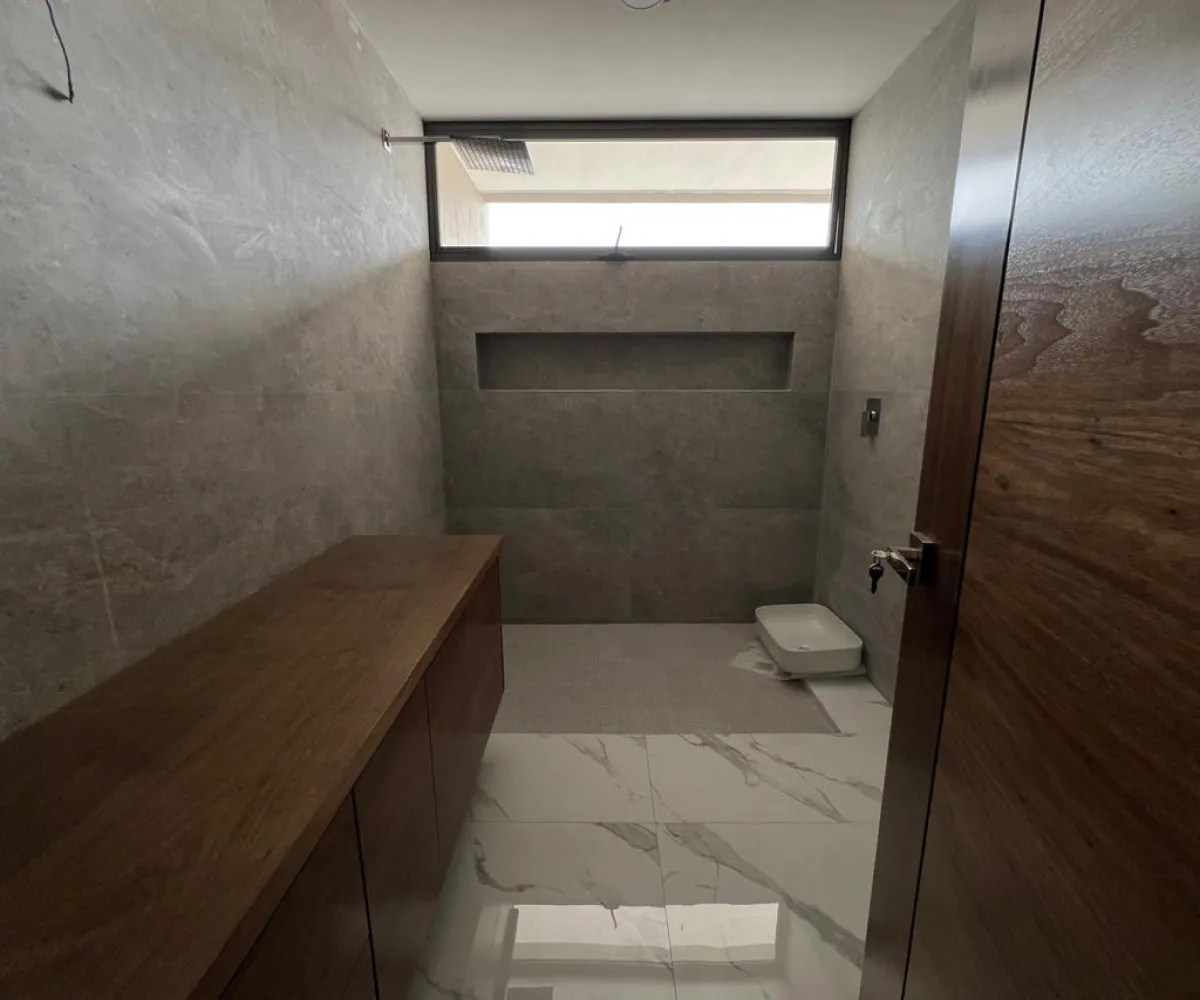 Casa En Venta,Bugambilias,LORENZO BARCELATA S/N, Zapopan, Jalisco 45237, 4 Habitaciones,4 Baños,LORENZO BARCELATA,1,pZhqgdR