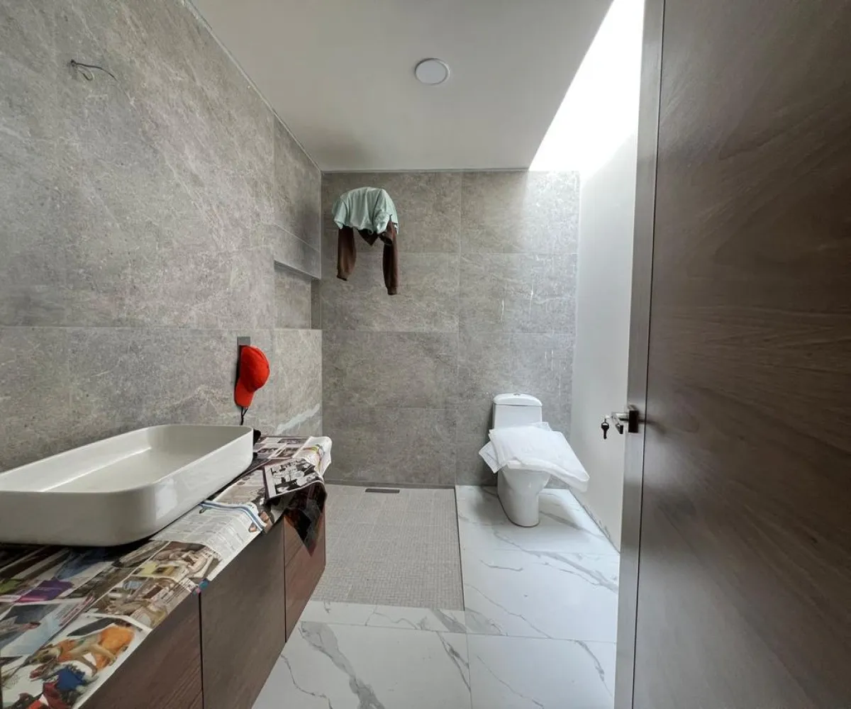 Casa En Venta,Bugambilias,LORENZO BARCELATA S/N, Zapopan, Jalisco 45237, 4 Habitaciones,4 Baños,LORENZO BARCELATA,1,pZhqgdR