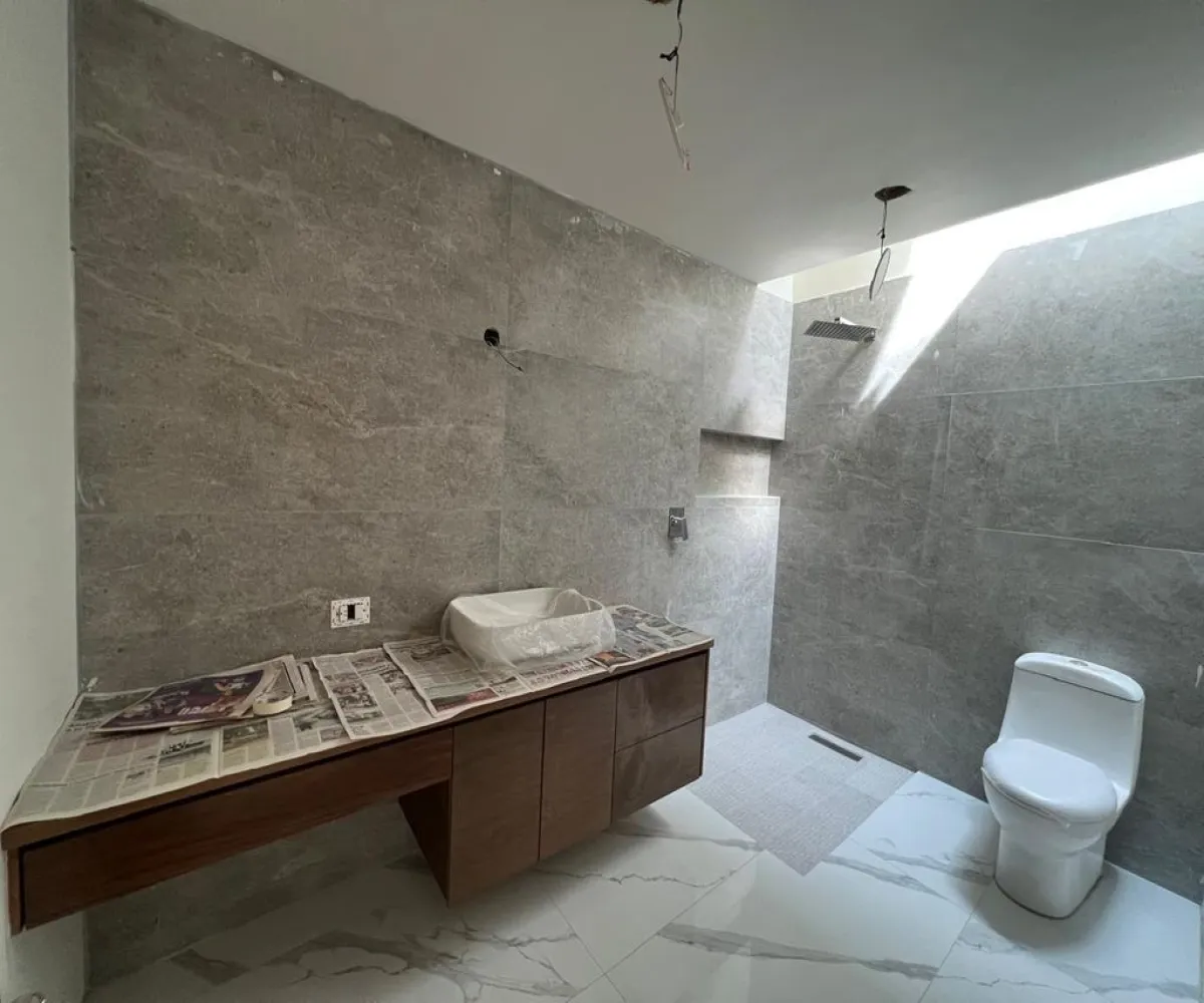 Casa En Venta,Bugambilias,LORENZO BARCELATA S/N, Zapopan, Jalisco 45237, 4 Habitaciones,4 Baños,LORENZO BARCELATA,1,pZhqgdR