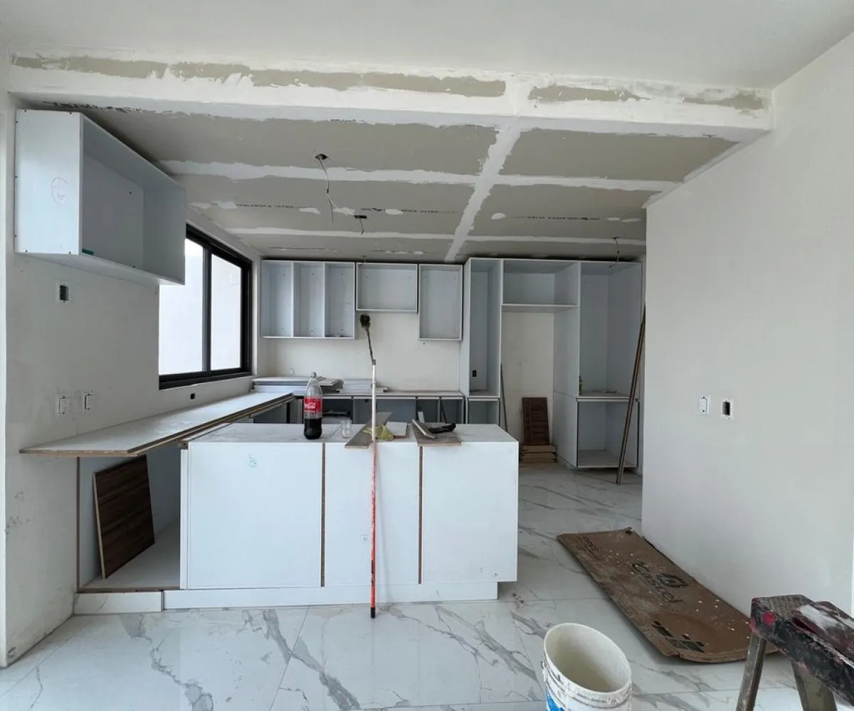 Casa En Venta,Bugambilias,LORENZO BARCELATA S/N, Zapopan, Jalisco 45237, 4 Habitaciones,4 Baños,LORENZO BARCELATA,1,pZhqgdR