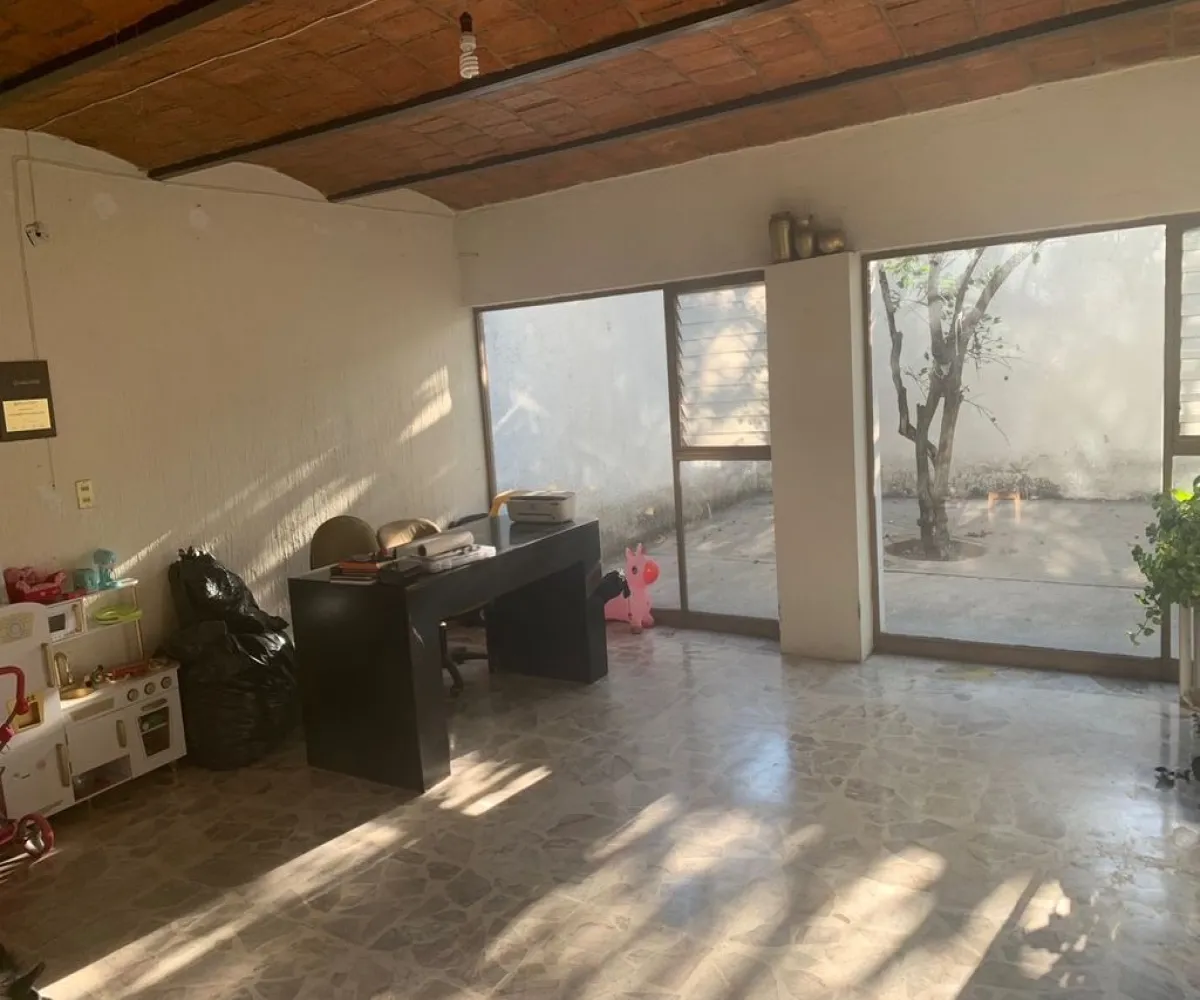 Casa En Venta,Pinar de la Venta,Calle Pedro Moreno 64, Zapopan, Jalisco 45226, 3 Habitaciones,1 Baño,Calle Pedro Moreno,1,pGOb55Q