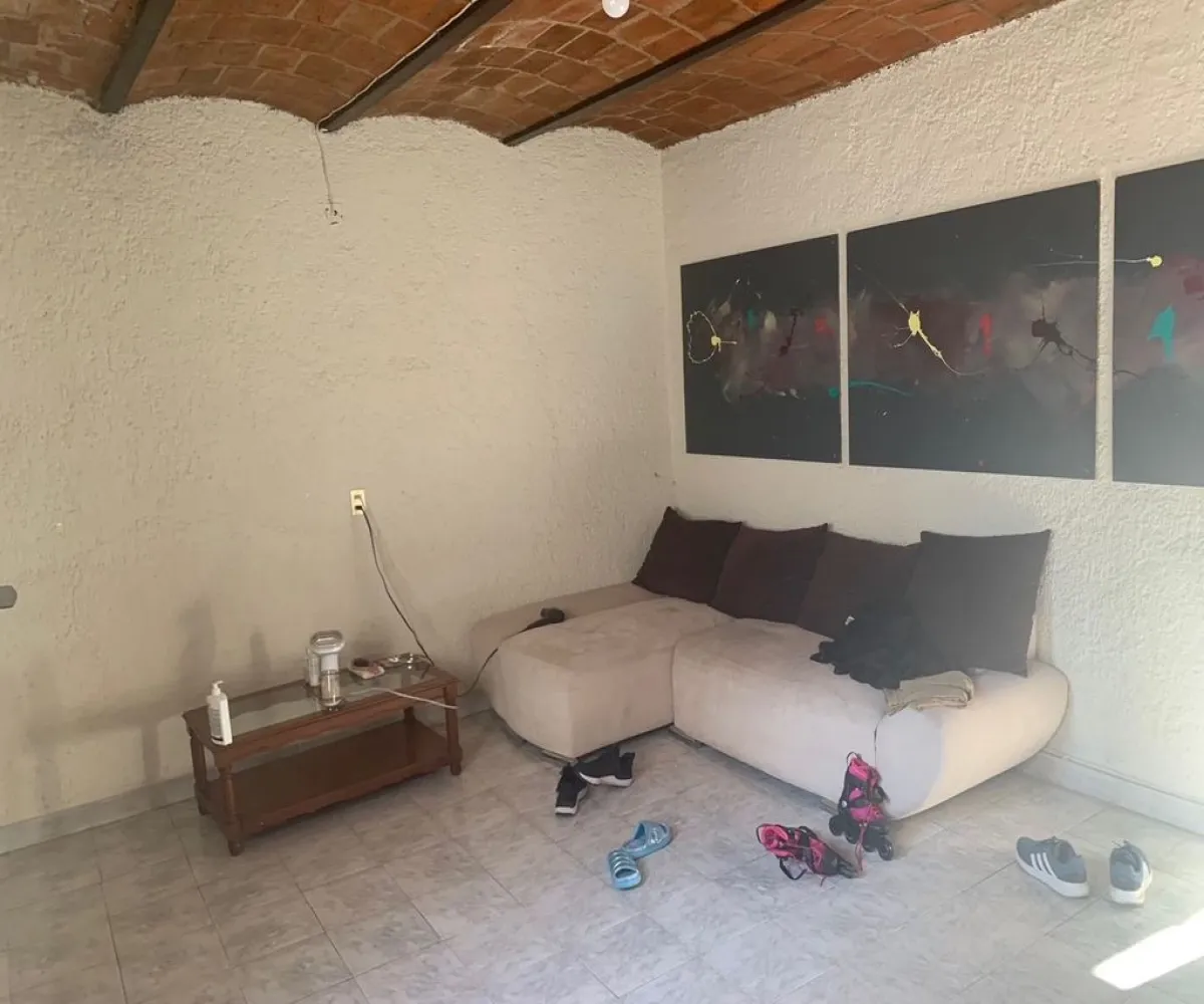 Casa En Venta,Pinar de la Venta,Calle Pedro Moreno 64, Zapopan, Jalisco 45226, 3 Habitaciones,1 Baño,Calle Pedro Moreno,1,pGOb55Q