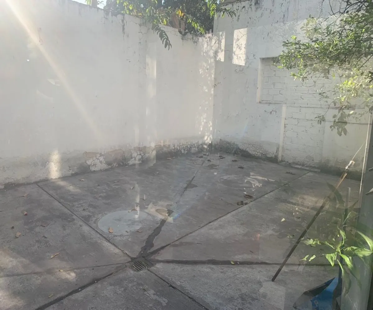 Casa En Venta,Pinar de la Venta,Calle Pedro Moreno 64, Zapopan, Jalisco 45226, 3 Habitaciones,1 Baño,Calle Pedro Moreno,1,pGOb55Q