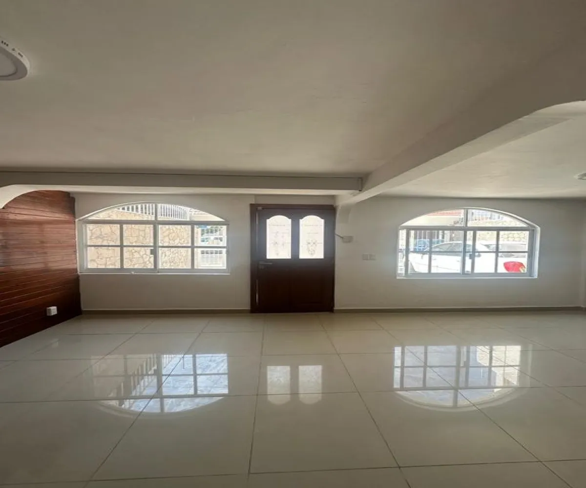 Casa En Venta,Prados Vallarta,Calle A las Cumbres 260, Zapopan, Jalisco 45020, 5 Habitaciones,2 Baños,Calle A las Cumbres,2,ptJDcWR