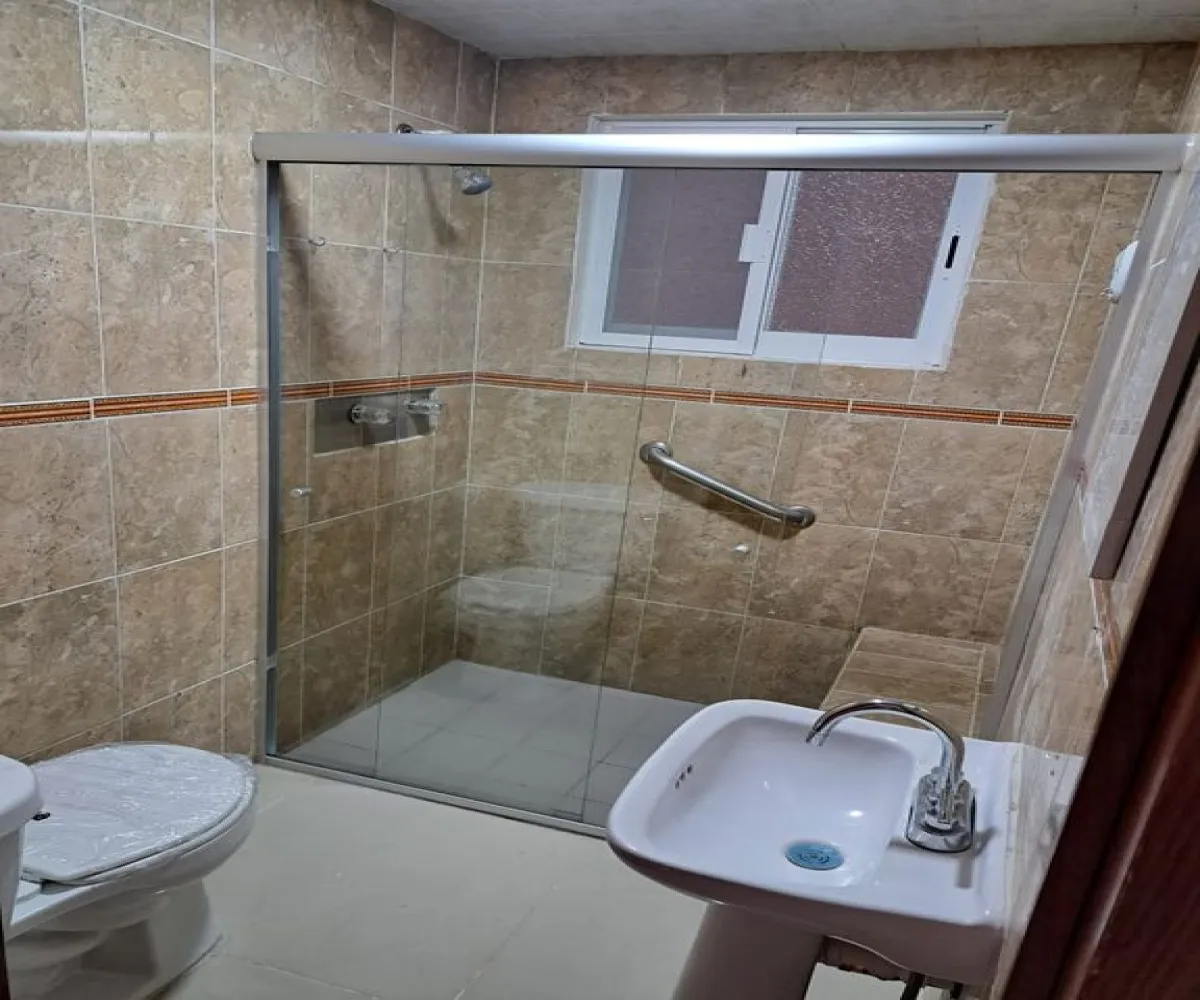 Casa En Venta,Prados Vallarta,Calle A las Cumbres 260, Zapopan, Jalisco 45020, 5 Habitaciones,2 Baños,Calle A las Cumbres,2,ptJDcWR