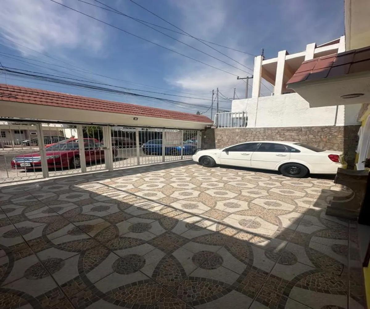 Casa En Venta,Prados Vallarta,Calle A las Cumbres 260, Zapopan, Jalisco 45020, 5 Habitaciones,2 Baños,Calle A las Cumbres,2,ptJDcWR