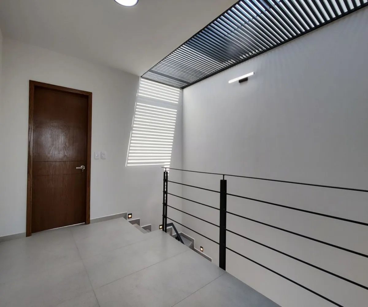 Casa En Venta,Tlaquepaque,Av. De los Bosques S/N 53, San Pedro Tlaquepaque, Jalisco 45610, 2 Habitaciones,3 Baños,Av. De los Bosques,2,pTarDHU