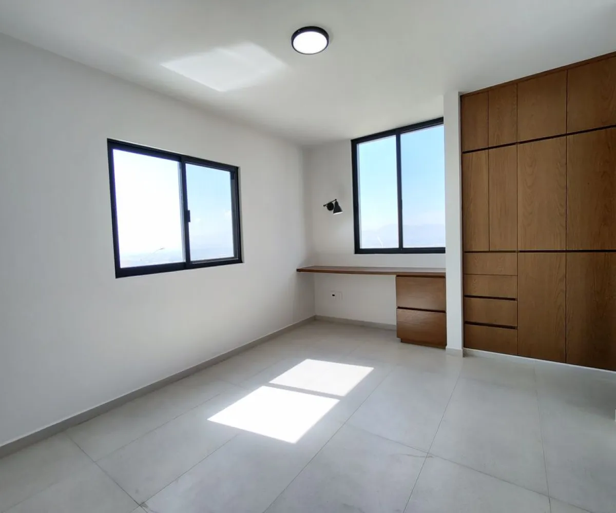 Casa En Venta,Tlaquepaque,Av. De los Bosques S/N 53, San Pedro Tlaquepaque, Jalisco 45610, 2 Habitaciones,3 Baños,Av. De los Bosques,2,pTarDHU