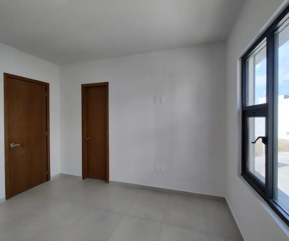 Casa En Venta,Tlaquepaque,Av. De los Bosques S/N 53, San Pedro Tlaquepaque, Jalisco 45610, 2 Habitaciones,3 Baños,Av. De los Bosques,2,pTarDHU