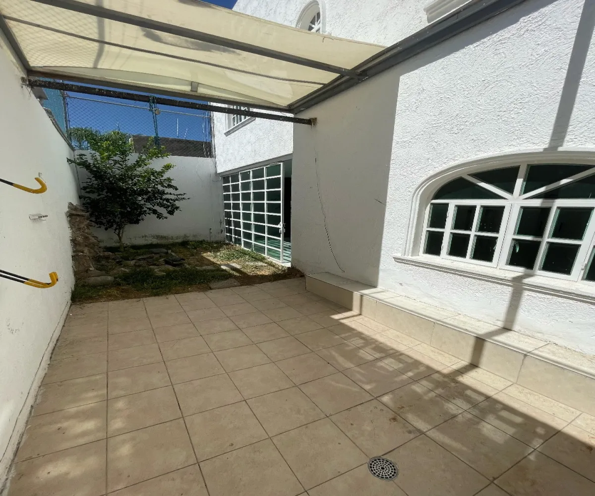 Casa En Venta,Jardines Del Vergel,jardines de los alhelies 1472, Zapopan, Jalisco 45180, 6 Habitaciones,4 Baños,jardines de los alhelies,3,723177