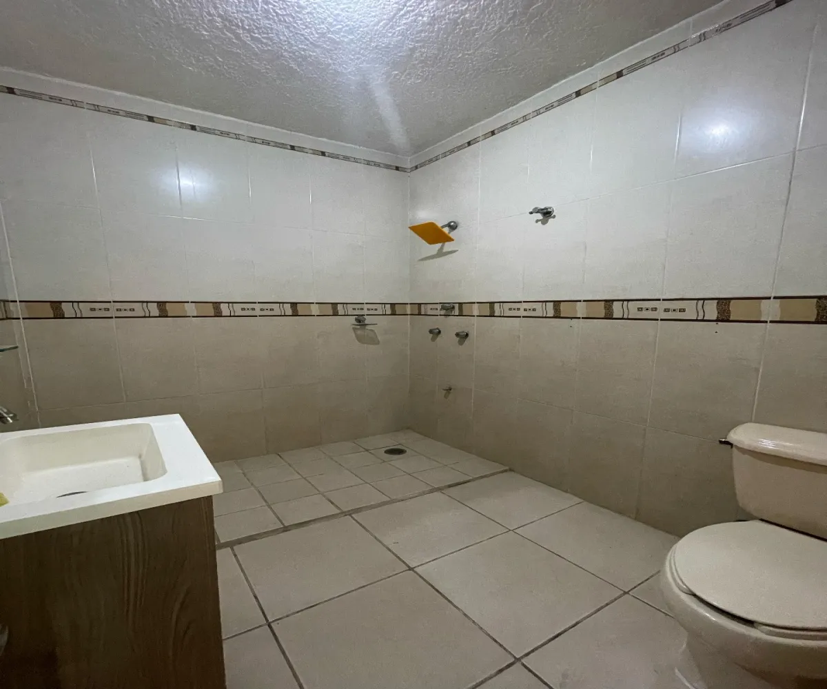 Casa En Venta,Jardines Del Vergel,jardines de los alhelies 1472, Zapopan, Jalisco 45180, 6 Habitaciones,4 Baños,jardines de los alhelies,3,723177