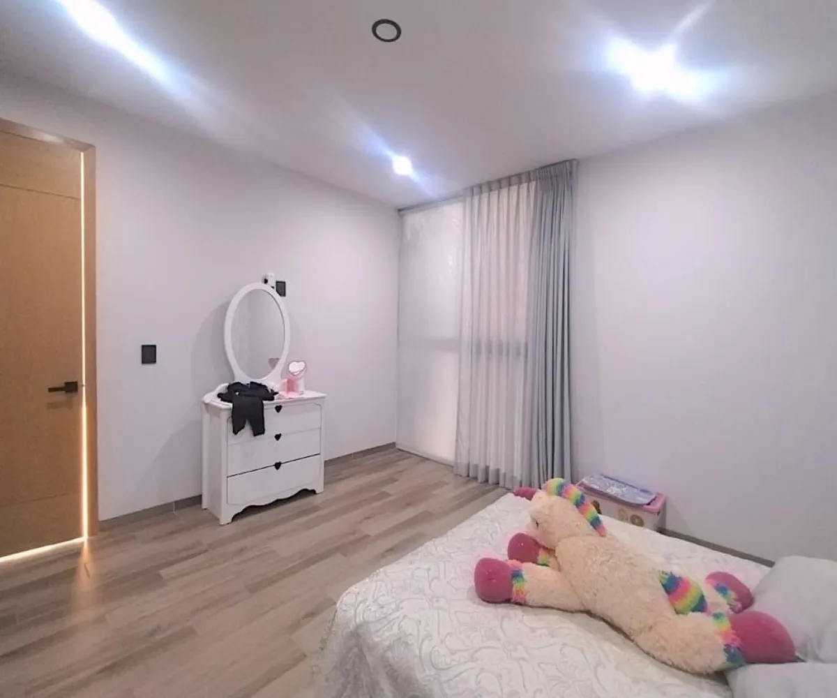 Casa En Venta,Rinconada de Santa Anita ,Santa Ana 601 52, Tlajomulco de Zúñiga, Jalisco 45600, 4 Habitaciones,3 Baños,Santa Ana,1,pSEk1Yc