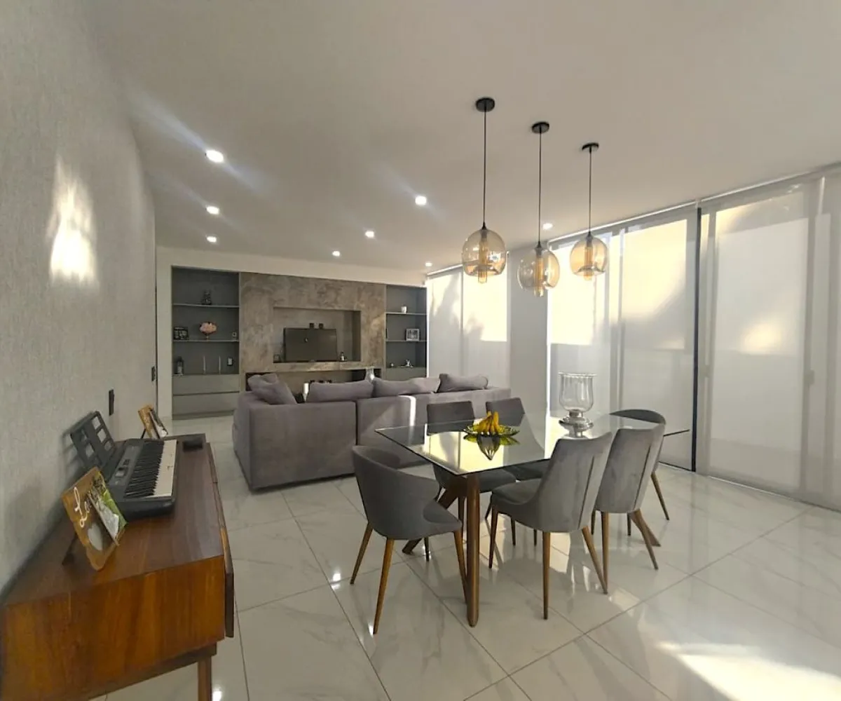 Casa En Venta,Rinconada de Santa Anita ,Santa Ana 601 52, Tlajomulco de Zúñiga, Jalisco 45600, 4 Habitaciones,3 Baños,Santa Ana,1,pSEk1Yc