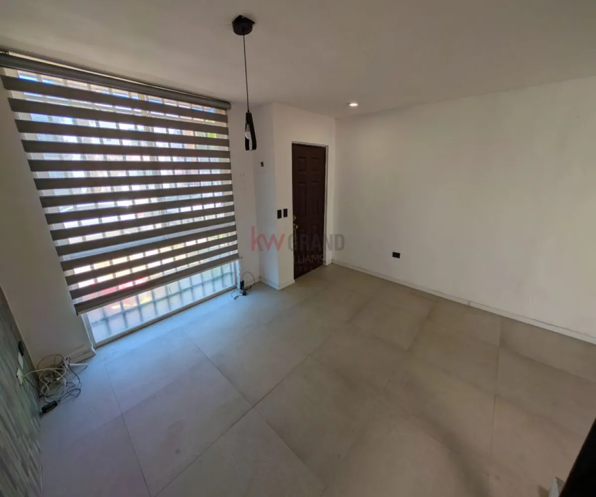Casa En Venta,Fraccionamiento Banus,Avenida Real Banús 1200 172, Tlajomulco de Zúñiga, Jalisco 45640, 2 Habitaciones,1 Baño,Avenida Real Banús,2,p9XNNUj