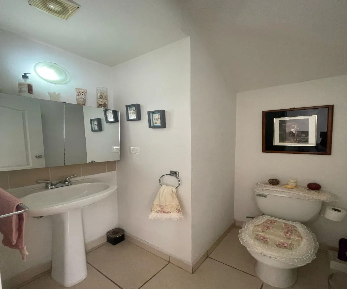 Casa En Venta,Pontevedra,Paseo Pedreira 48, Tlajomulco de Zúñiga, Jalisco 45645, 3 Habitaciones,2 Baños,Paseo ,2,723180