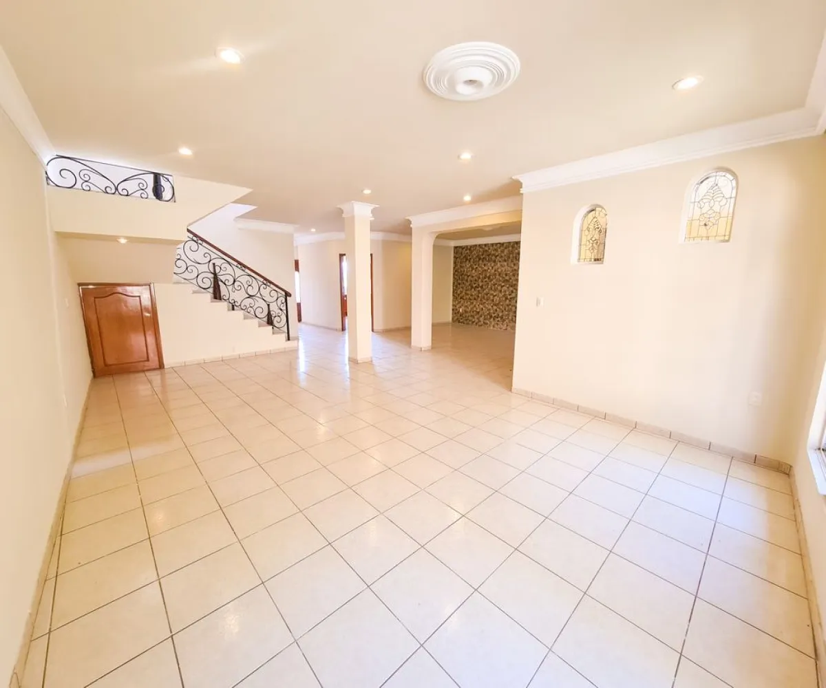 Casa En Venta,Bugambilias,Circuito de las Flores Poniente S/N, Zapopan, Jalisco 45237, 3 Habitaciones,3 Baños,Circuito de las Flores Poniente,1,pFUV04M