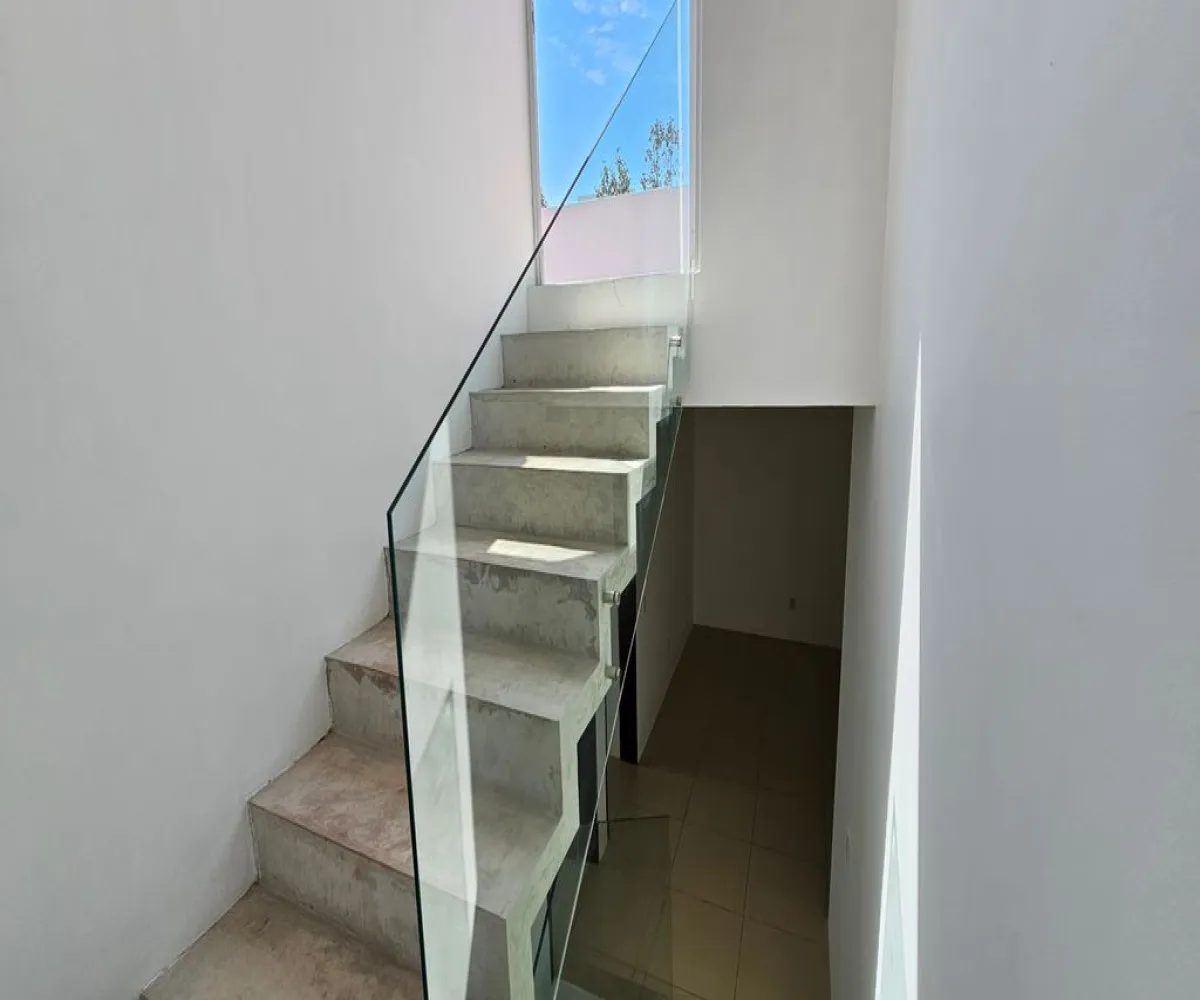 Casa En Venta,Jocotán,Calle Acero 225, Zapopan, Jalisco 45017, 3 Habitaciones,4 Baños,Calle Acero,3,pEqNxd2