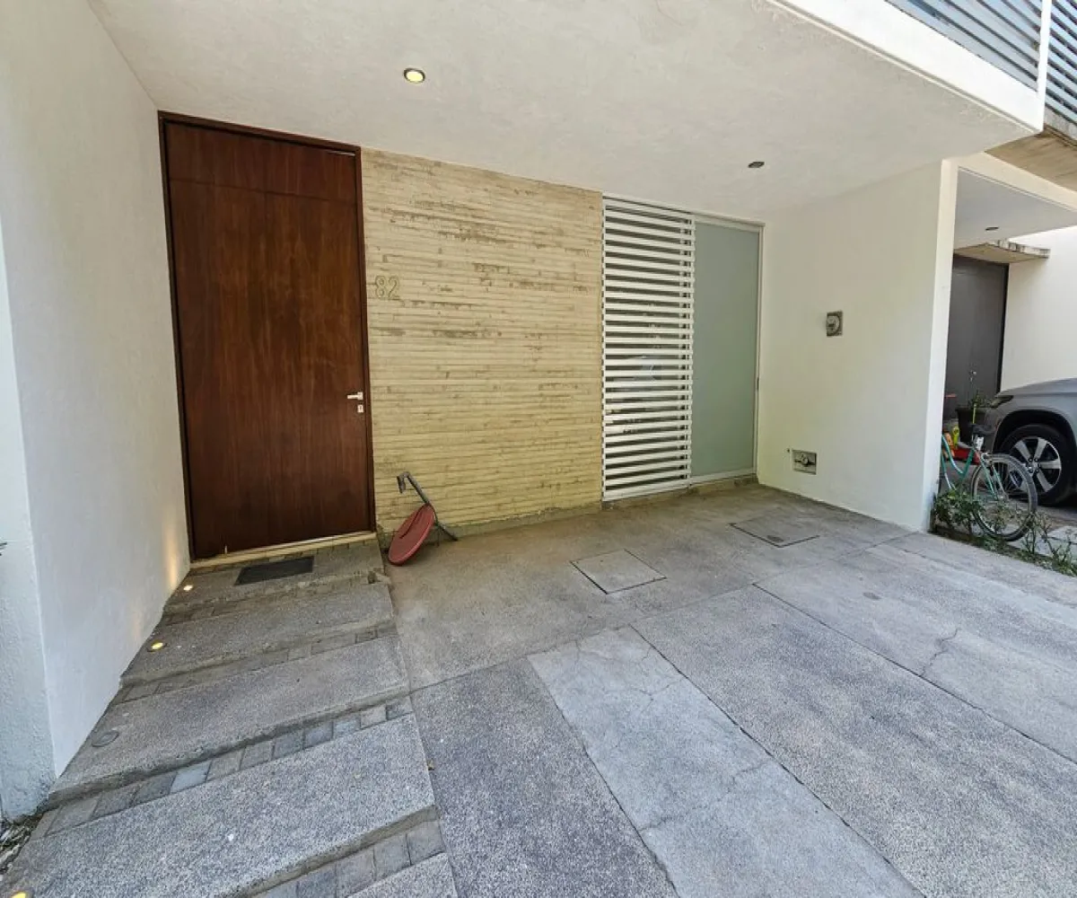 Casa En Venta,Jocotán,Calle Acero 225, Zapopan, Jalisco 45017, 3 Habitaciones,4 Baños,Calle Acero,3,pEqNxd2