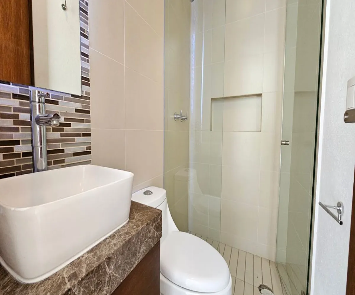 Casa En Venta,Jocotán,Calle Acero 225, Zapopan, Jalisco 45017, 3 Habitaciones,4 Baños,Calle Acero,3,pEqNxd2